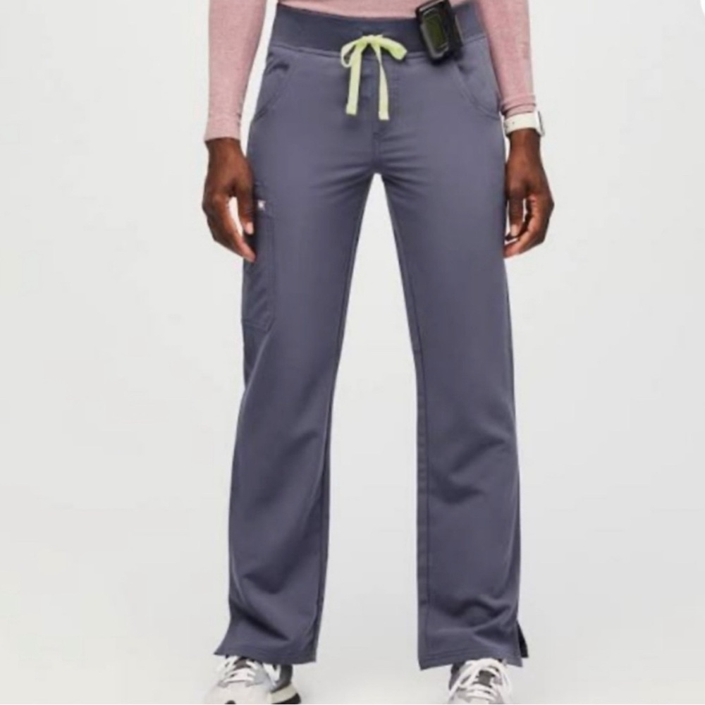 Figs Kade Cargo Scrub Pant - Space Navy